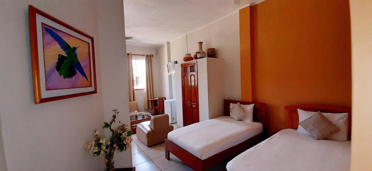 Hostal Huayruro Ікітос Екстер'єр фото