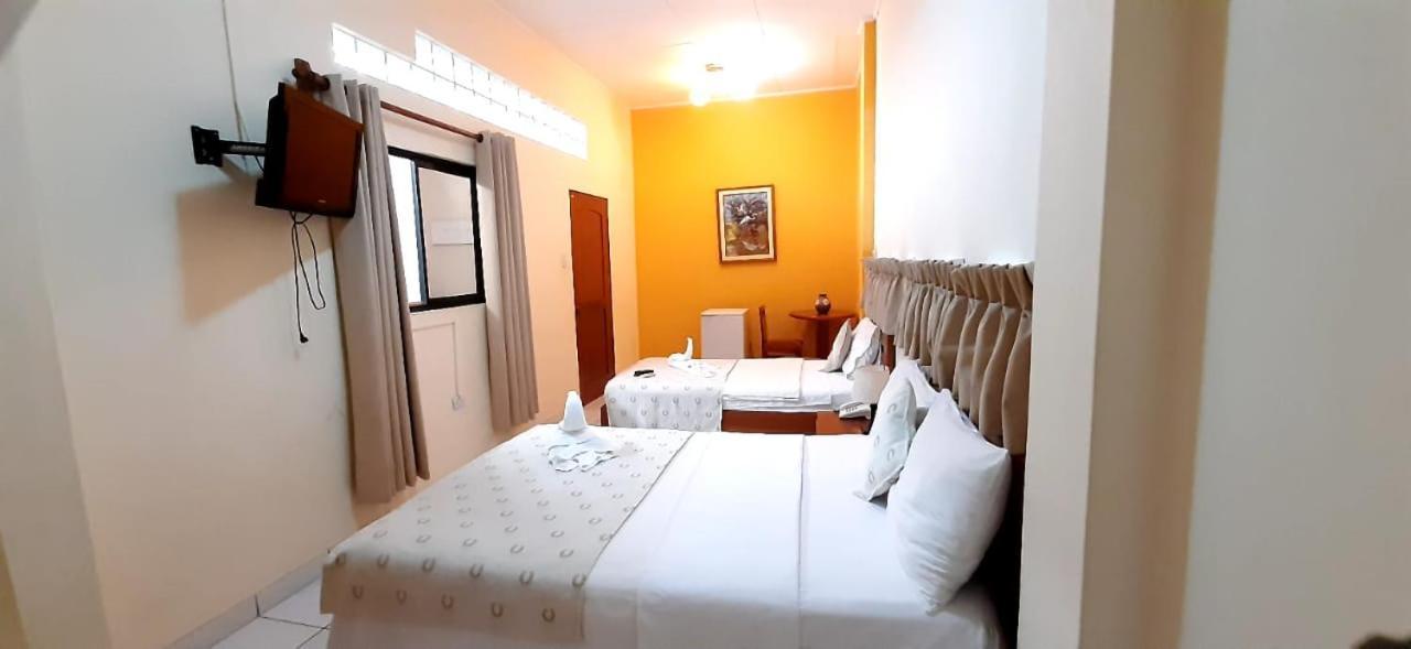 Hostal Huayruro Ікітос Екстер'єр фото